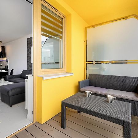 Jantar Apartamenty - Miodowy Dom City Center Kołobrzeg Extérieur photo